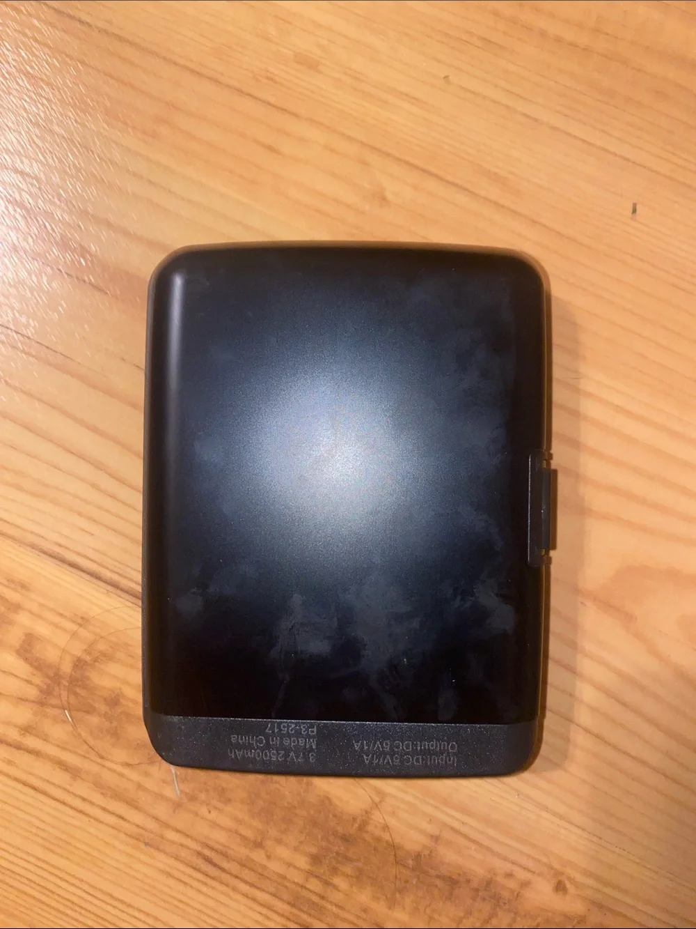 BulbHead Black Compact Card & Key Holder